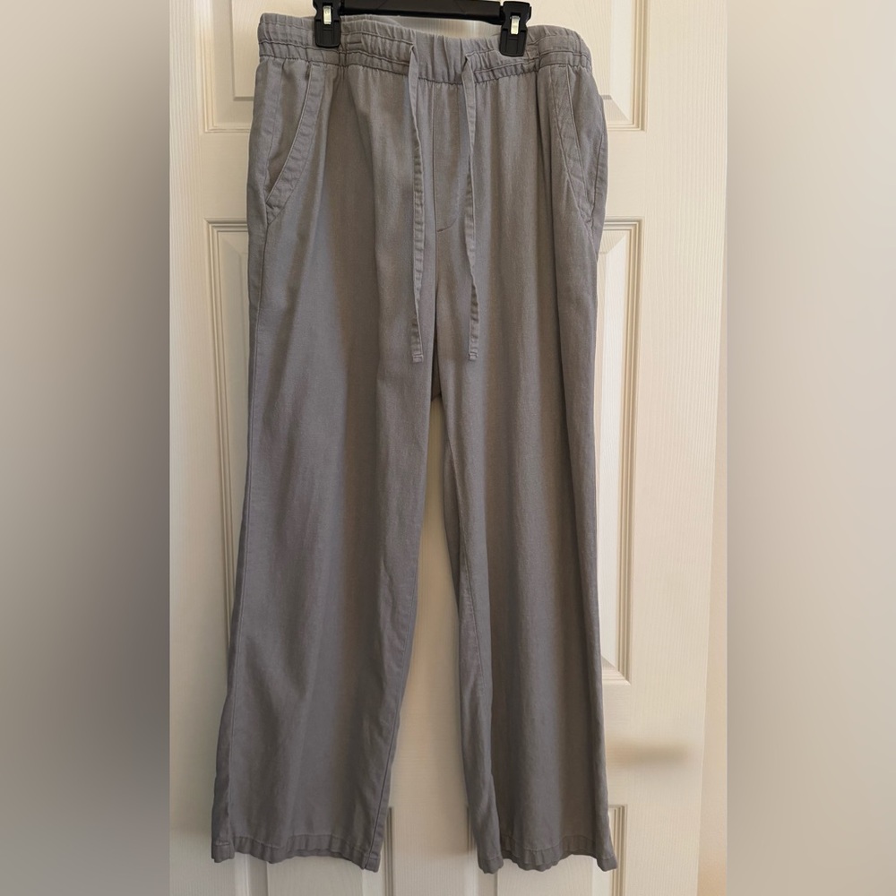 Old Navy Women’s Light Gray Wide Leg Pants, GUC